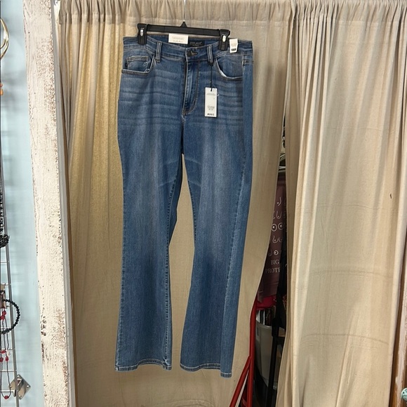 Medium Wash Classic Flare Jeans - Judy Blue - Picture 1 of 6